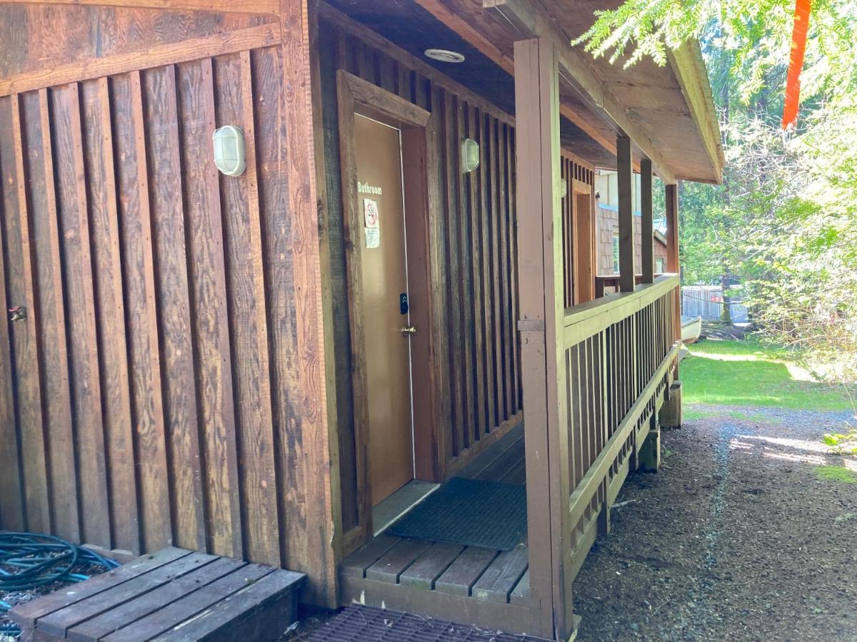 The Hiker Huts Port Renfrew